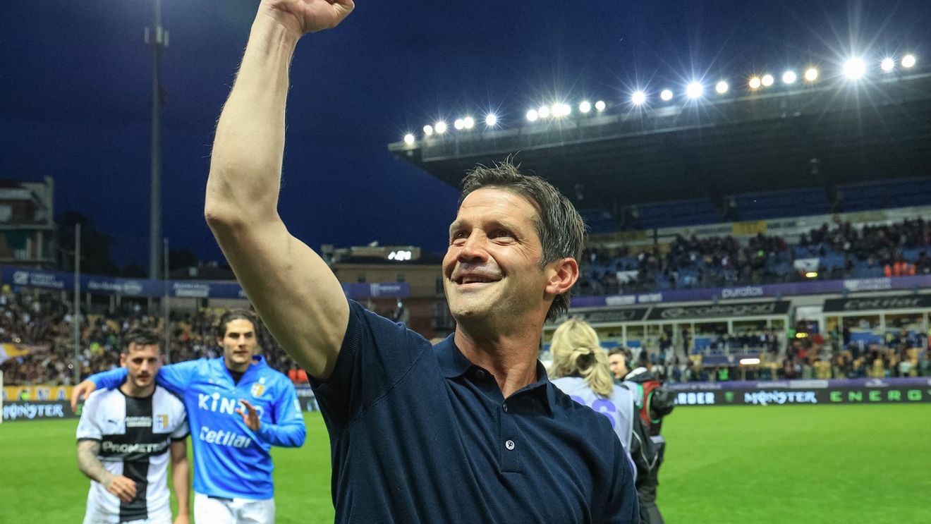 Cum a reușit Cristi Chivu să devină tehnicianul revelație din Serie A. Un nume important din mass-media din Italia a dezvăluit secretele românului: „Antrenează în trei limbi”