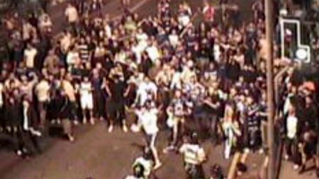 Bătaie ca în filme, după finala Cupei UEFA