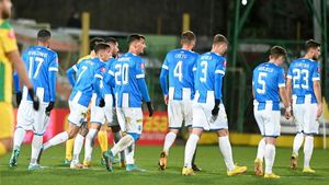 Atacantul Universităţii Craiova de la care Mihai Rotaru aştepta „35 de goluri lejer" în acest sezon e mai mult rezervă, după ce a fost şi exclus din lot