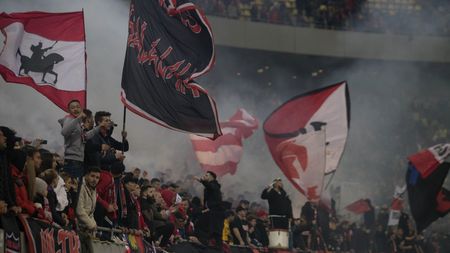 Dinamo, îngropată de „cârtițe”! Un dinamovist face dezvăluiri incredibile: „Au fost trimiși oameni care m-au spionat!” VIDEO EXCLUSIV ProSport Live