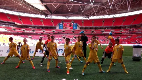 Final pe Wembley, cu Hagi și Zidane: românii, locul 28