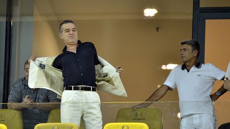 Becali: "Nici nu am putut să dorm de fericire aseară"** Ce spune despre greșeala lui Tătărușanu