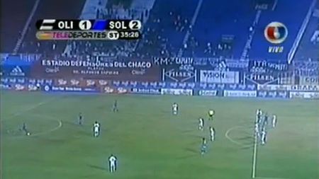 VIDEO** Gol superb! Șut direct la vinclu de la centrul terenului