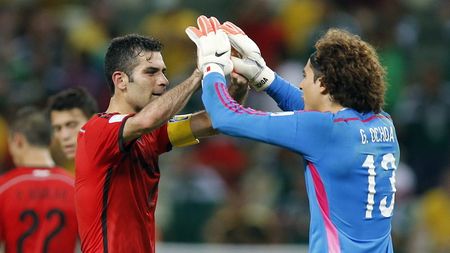 Mignolet va avea în sfârșit concurență. Liverpool, foarte aproape de transferul lui Ochoa