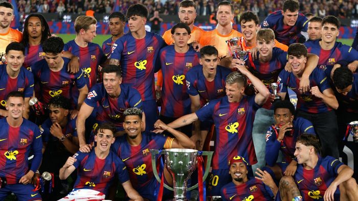 Cum i-a numit, de la Madrid, Pedro Sanchez, premierul Spaniei, pe fotbaliștii Barcelonei în mesajul trimis după „El Clasico”