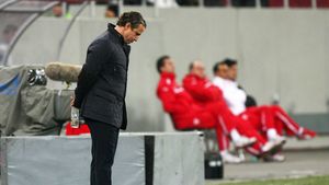 Reghecampf, acuzat că a luat bani ca să trântească un meci!** Puzzle-ul în care și Martinovic ar putea pune o "piesă". Detalii șocante