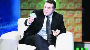 Pac-pac și Becali mai face 10 milioane â‚¬ stând cu mâinile în buzunar!** De unde ia Steaua banii care produc multă invidie printre rivali!