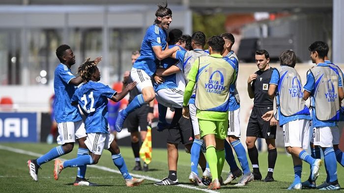 Radu Drăgușin, integralist la Juventus în UEFA Youth League. Torinezii s-au distrat cu Atletico Madrid