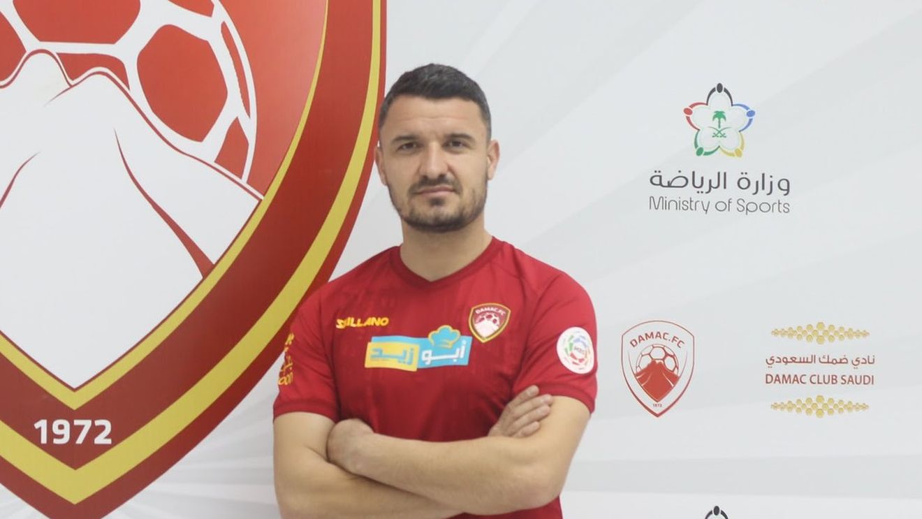 Constantin Budescu, prezentat ca o veritabilă vedetă în Arabia Saudită! Primele imagini cu fostul star al Astrei | FOTO & VIDEO