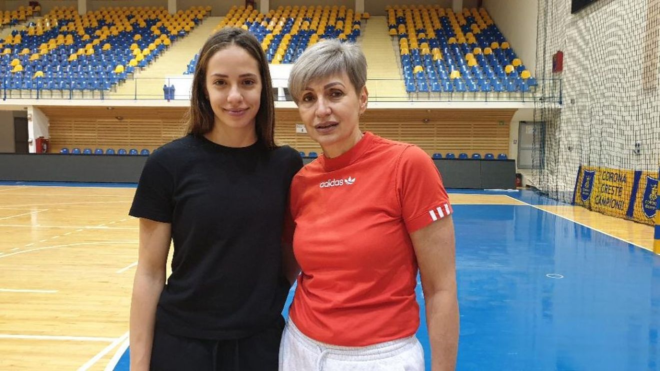 Dinastia Tîrcă: legenda și puiul ei. "Am dus-o pe Sorina în sala de handbal când avea doar nouă luni"