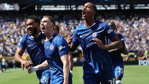 Presa engleză e în extaz, după ce Chelsea a luat jackpotul magnific, în bani, pentru victoria din finală: „Cole Palmer a distrus-o pe PSG!”