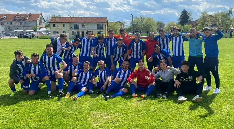 ACSM Codlea este campioana din 2021 a Brașovului. Și-a obținut dreptul de a participa la barajul de promovare în Liga 3 cu o etapă înainte de finalul play-off-ului