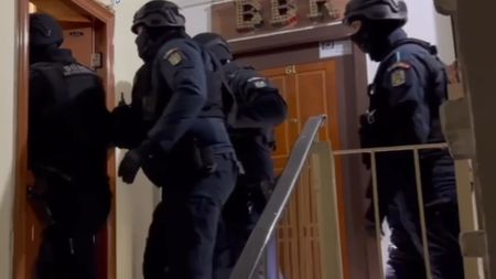 Mascații au intrat peste un suporter la CSA Steaua. A primit control judiciar 60 de zile pentru promovarea cultului lui Adolf Hitler și folosirea unor expresii naziste pe rețelele sociale