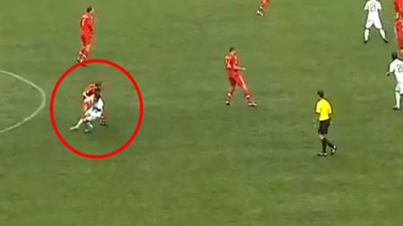 VIDEO HILAR. Teatru ieftin, marca CR7!** Cum a încercat Ronaldo să-l facă pe arbitru să arate "roșu" în meciul cu Rusia! Fanii BarÃ§ei râd și acum de portughez