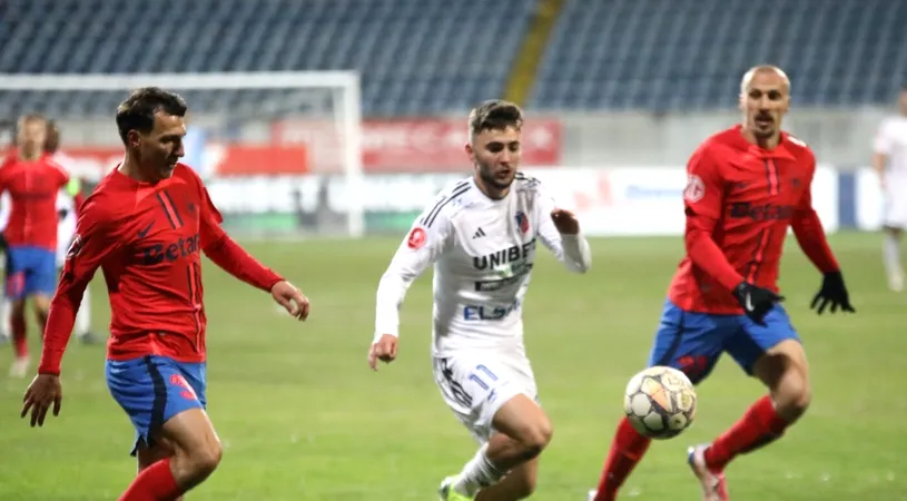 Ce nebunie! Zoran Mitrov reuşeşte un eurogol în minutul 90+7 în FC Botoşani - FCSB 1-0