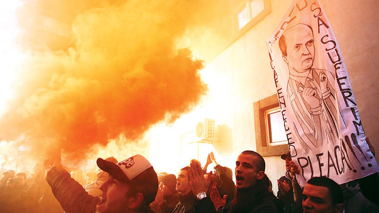 Revoluție vișinie