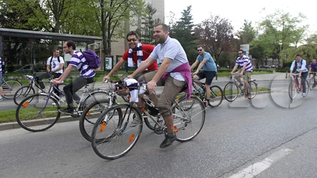 Suporterii lui ASU Poli revin la deplasările pe bicicletă.** Timișorenii sunt la prima inițiativă în 2014