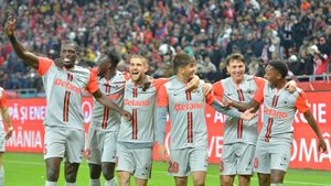 „A fost uluitor pentru mine". Fotbalistul de la FCSB care a impresionat cu devotamentul său cu Dinamo, deşi era accidentat