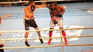 Bogdan Juratoni, a doua victorie la AIBA Pro Boxing. "Mi-am spart arcada, însă am controlat meciul"