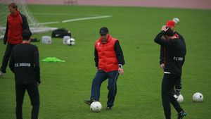 Criza lovește Dinamo! "Nu se mai dau prime jucătorilor!"