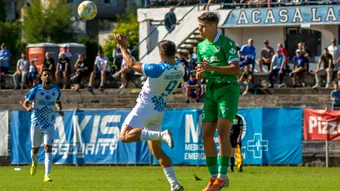 A șasea victorie la rând în Liga 2 pentru Corvinul! Hunedorenii au învins fără probleme CSC Dumbrăvița și Florin Maxim e încrezător: ”Să păstrăm ritmul cât de mult posibil”