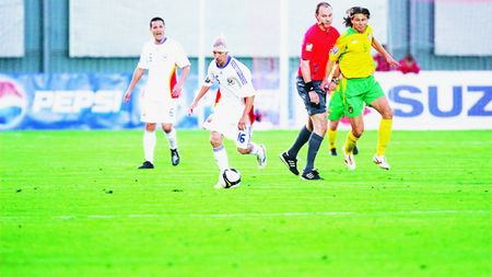 Dependenți de Apostol!