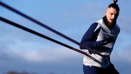 Milan nu-l mai vrea pe Radu Drăgușin. Lista „diavolilor” e mare și românul e out