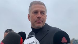 Edi Iordănescu, acuze dure la adresa lui Gigi Becali după plecarea de la FCSB: „Am avut discuții private cu patronul. Sper să nu ajung să le fac publice"