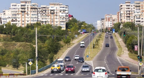 Decizie din 1 ianuarie pentru românii cu mașini pe benzină sau motorină. Statul îi obligă la plată