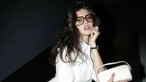 Cristina ICH, aproape goală! Imagini incendiare: „Tu chiar eşti perfectă”
