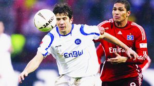 Transfer XXX ** Dinamo vrea un fundaș dat afară de la Dinamo Zagreb, pentru că a făcut sex cu iubita pe stadion