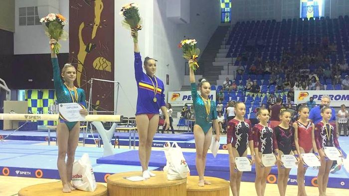 Larisa Iordache, campioană națională la individual compus cu bârnă și total de mondiale!