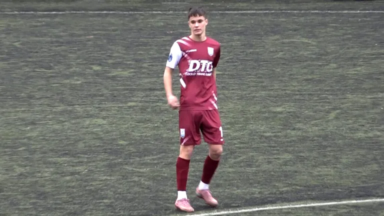 ARO Câmpulung a debutat în Liga 3 un puști de 14 ani și jumătate