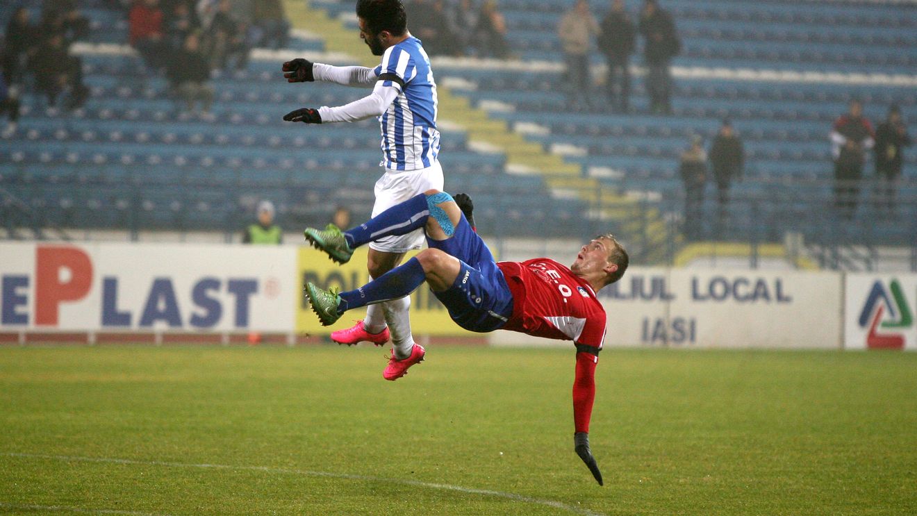 CSMS Iași - Pandurii 1-0. Eroarea lui Marius Avram a decis meciul: penalty acordat pentru un fault în afara careului