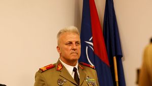 Noul comandant de la CSA a strâns legendele „militarilor”. Proiectul secret pentru ca Steaua Bucureşti să poată promova: "Asta ne-a zis"