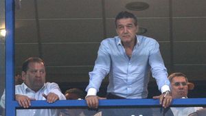Gigi Becali, ctitorul lui Dumnezeu şi în plină pandemie: construieşte o biserică pentru victoria împotriva turcilor de la Galatasaray! Imagini VIDEO din Pipera | EXCLUSIV