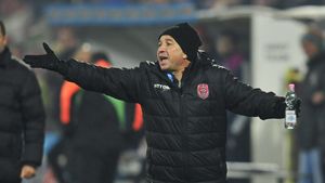 Dan Petrescu, dezlănțuit după meciul cu Astra: "Ăsta e campionat de proști! Proștii proștilor!". Acuzații fără precedent la adresa șefilor de la LPF