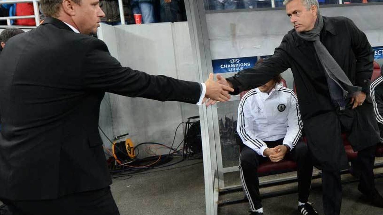 Stoican: "Dacă Pițurcă pleacă, cel mai potrivit pentru națională ar fi Reghe!"