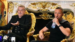 Gigi Becali l-a sunat pe Meme Stoica în timpul meciului cu CFR Cluj şi l-a lăsat perplex: „Asta i-am spus la telefon”