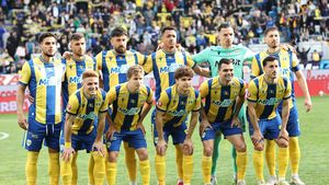 Petrolul negociază cu doi fotbaliști cu mare experiență! Ultimul cuvânt aparține noului antrenor