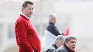 DINU 70 | Răspunsul genial dat de Cornel Dinu finului Țălnar. "El datorită creierului său magnific îi punea la pământ pe toți cu câte o replică. Am pățit-o și eu"  