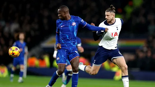 Nota pe care Radu Drăgușin a primit-o după ce Tottenham a luat 4 goluri de la intrarea românului pe teren, la 2-0 pentru Spurs