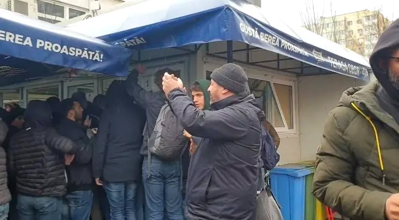 VIDEO | Moment inedit! Fanii lui Inter Milano s-au oprit să încerce faimoșii mici de la Terasa Obor! Ce căutau italienii acolo