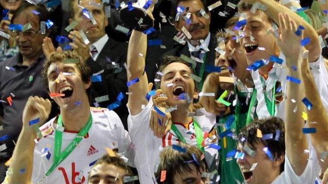 ISTORIE: "Nu ne mai săturăm să fim campioni!** Alte diamante pentru colecție" Spaniolii, după al cincilea CE câștigat