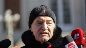 Gigi Becali anunță atacantul pe care îl transferă la FCSB: „E în genul lui, dar mai tehnic!”. Noul Lacina Traore, asemănat cu jucătorul rivalei. VIDEO