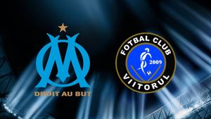 Au revoir, Viitorul! Marseille se impune cu 4-2 într-un amical în care elevii lui Hagi au greșit decisiv la trei dintre golurile francezilor: Țîru a marcat în proprie poartă, Chițu și Benzar au găsit ținta | VIDEO