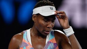 Venus Williams, eliminată dramatic de la turneul din Beijing. Americanca a ratat două mingi de meci contra lui Bencic