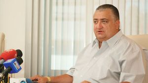 Iancu continuă războiul cu cei din FRF:** "Mircea Sandu e un mincinos! Le-a făcut cadou titlul celor de la Galați"