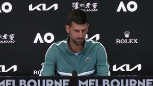 Explicația lui Novak Djokovic după ce s-a luat la harță cu un spectator la Australian Open! Conflictul putea escalada: „Dacă ești așa dur, coboară din tribune!"