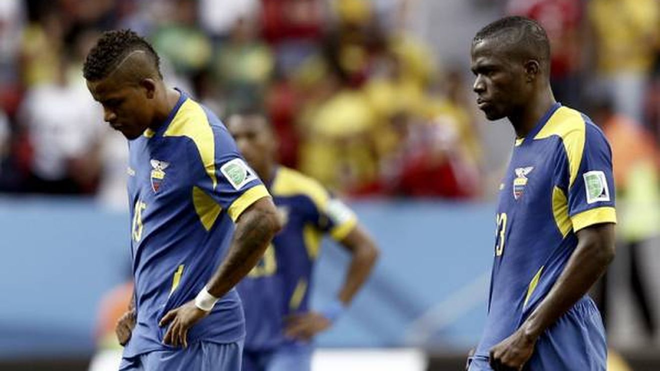Ratările de la Mondial se răzbună pe Twitter. Ecuadorienii l-au înjurat pe Arroyo pentru ocazia din meciul cu Elveția, fotbalistul nu a mai intrat contra Hondurasului